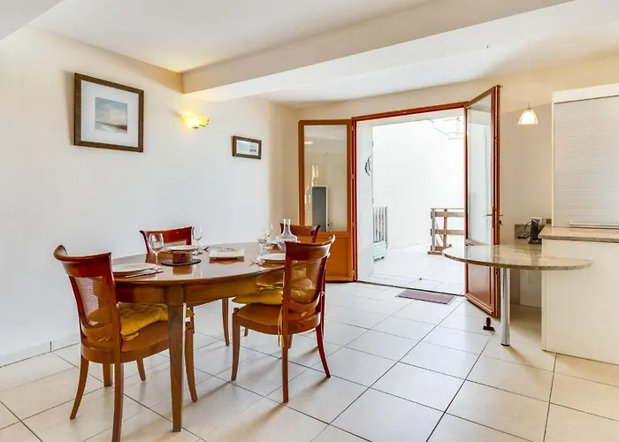 La Maison De L'etang By Interhome Gruissan