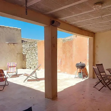 Сasa de vacaciones La Maison De L'etang By Interhome Gruissan